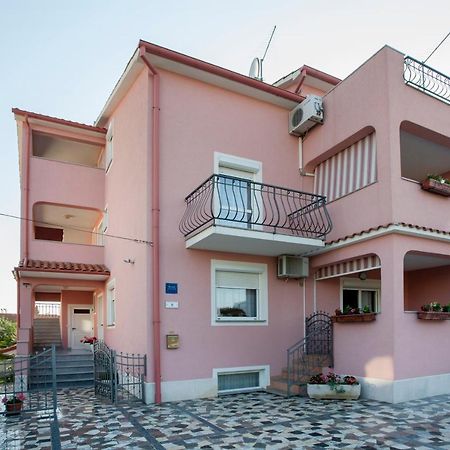Apartments Zaharija روفينج المظهر الخارجي الصورة