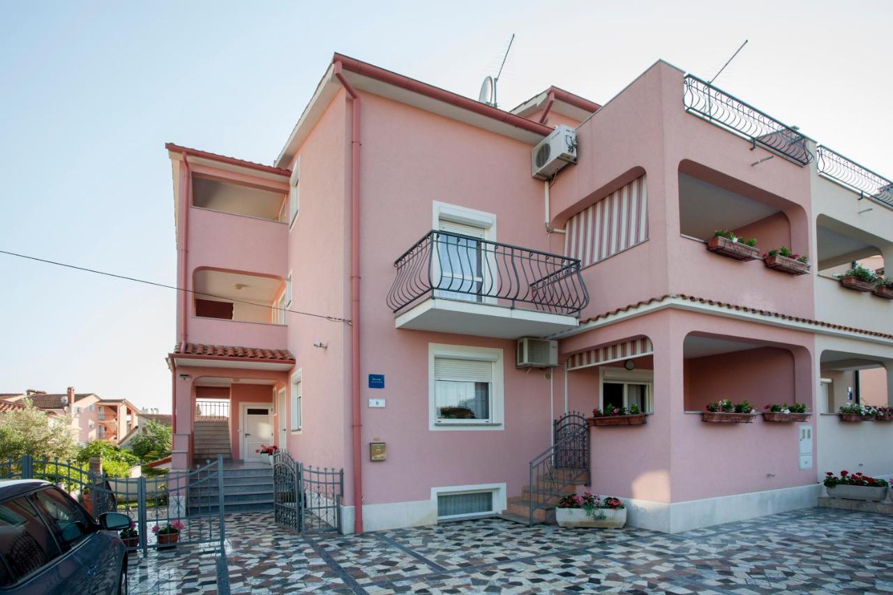Apartments Zaharija روفينج المظهر الخارجي الصورة