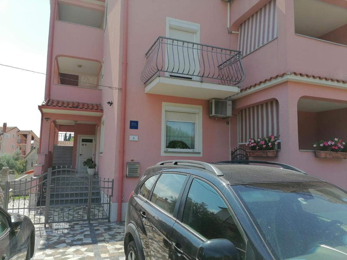 Apartments Zaharija روفينج المظهر الخارجي الصورة